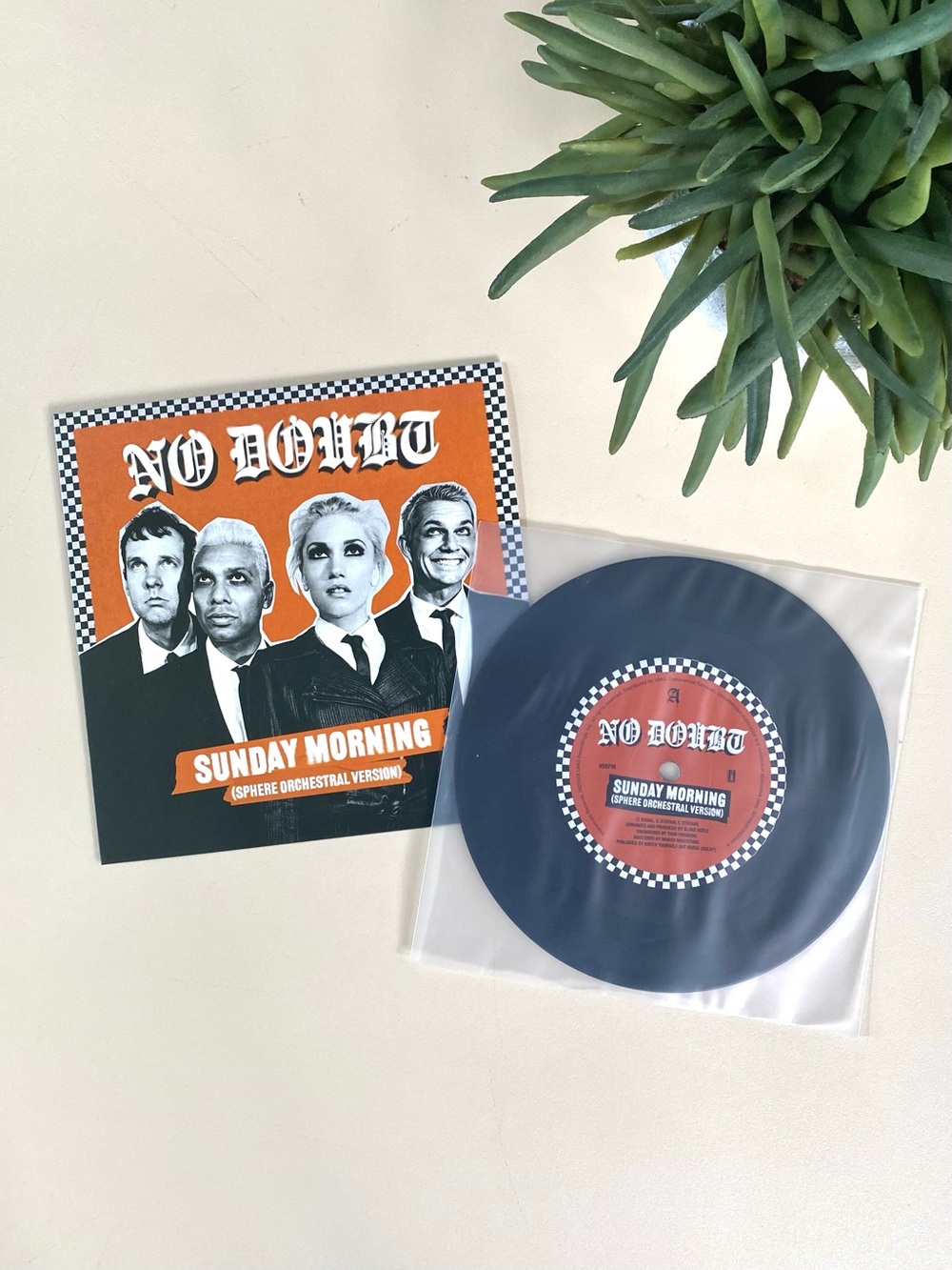 NO DOUBT - 2026 Las Vegas Sphere Concert Vibee VIP Gift Bag - Picture 8 of 10